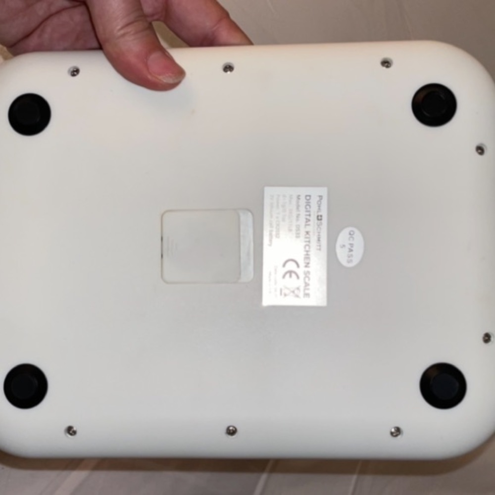 Kitchen scale - Picture 3 of 3